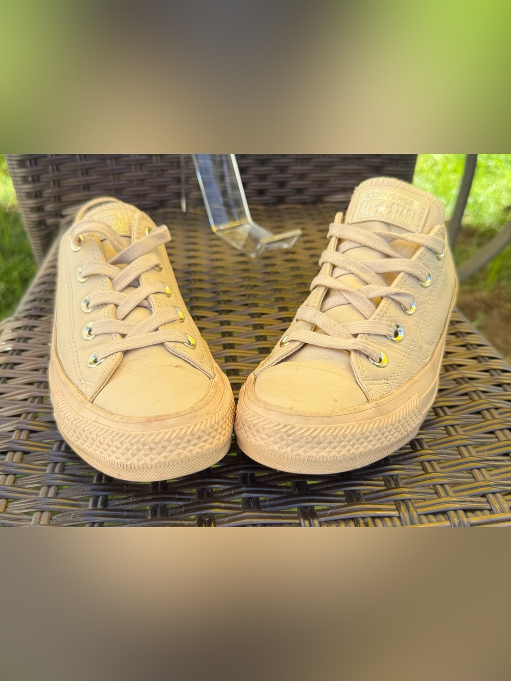 Converse Cream Leather Low Top Sneakers Unisex 4/6